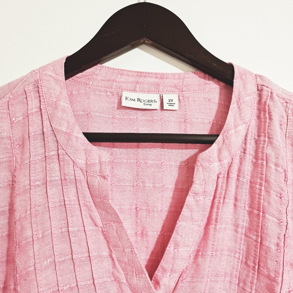 Kim Rogers Curvy 2X Pink Button front V-neck Pintuck Yoke Linen Blend Blouse - Picture 3 of 10